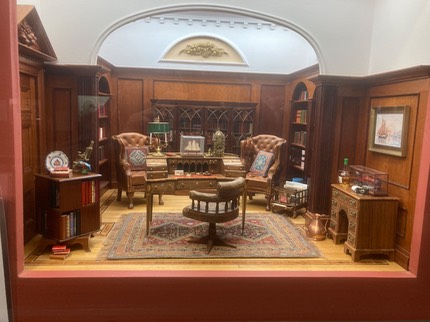 AWorldInMiniature-F