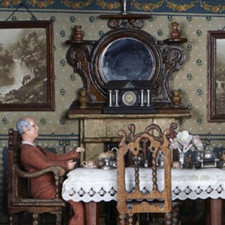 Hoghton-tower-dolls-house-collection